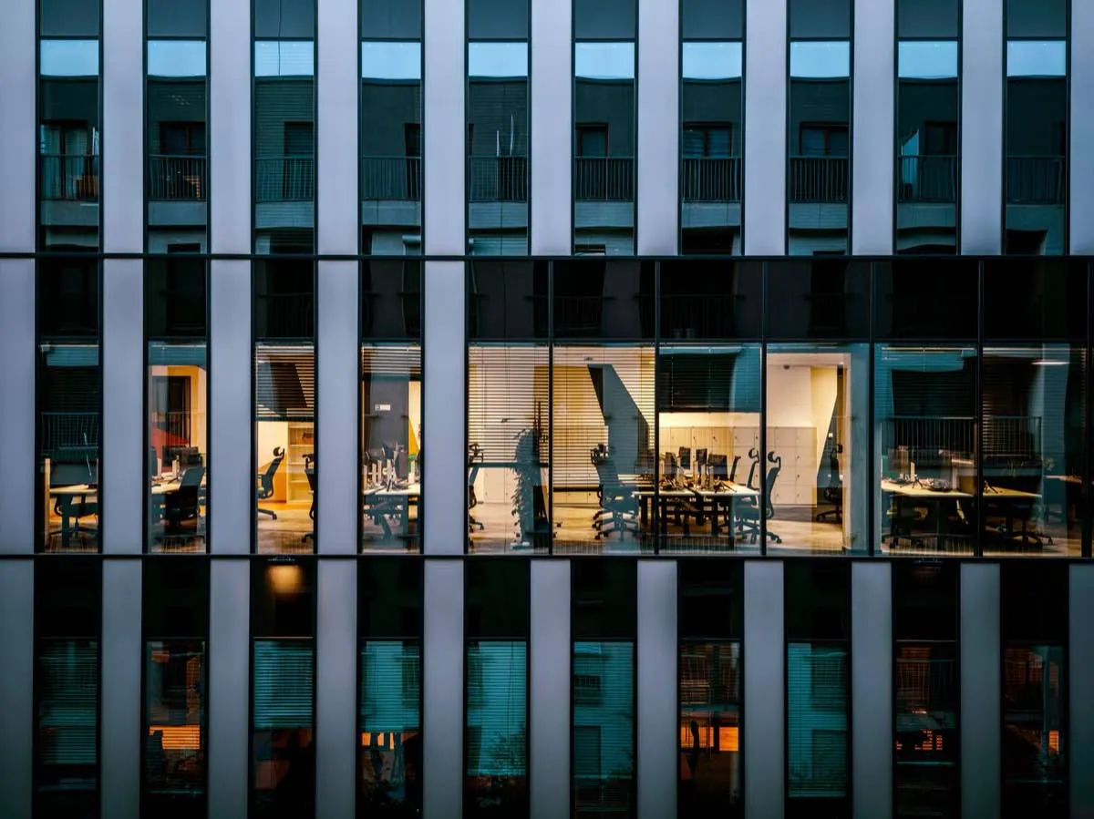 Commercial window services in Elgin, IL